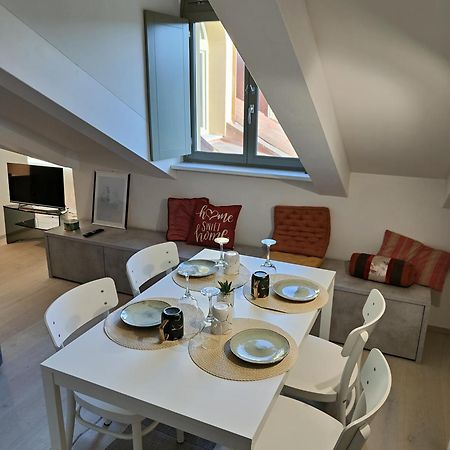 Ferienwohnung Mansarda Luxury: Lagrange Centro Turin Exterior foto